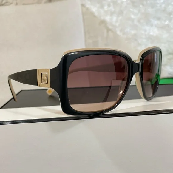 Vintage Rare Anne Klein Sunglasses two toned
Black brown beige small medium - Picture 3 of 13
